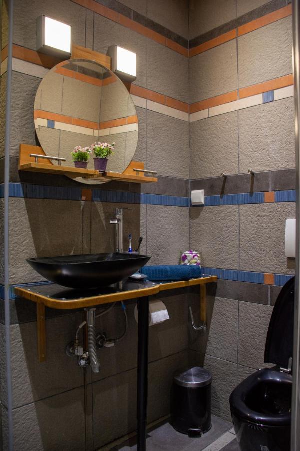 Handcrafted Unique Flat, 200M From The Acropolis Афины Экстерьер фото